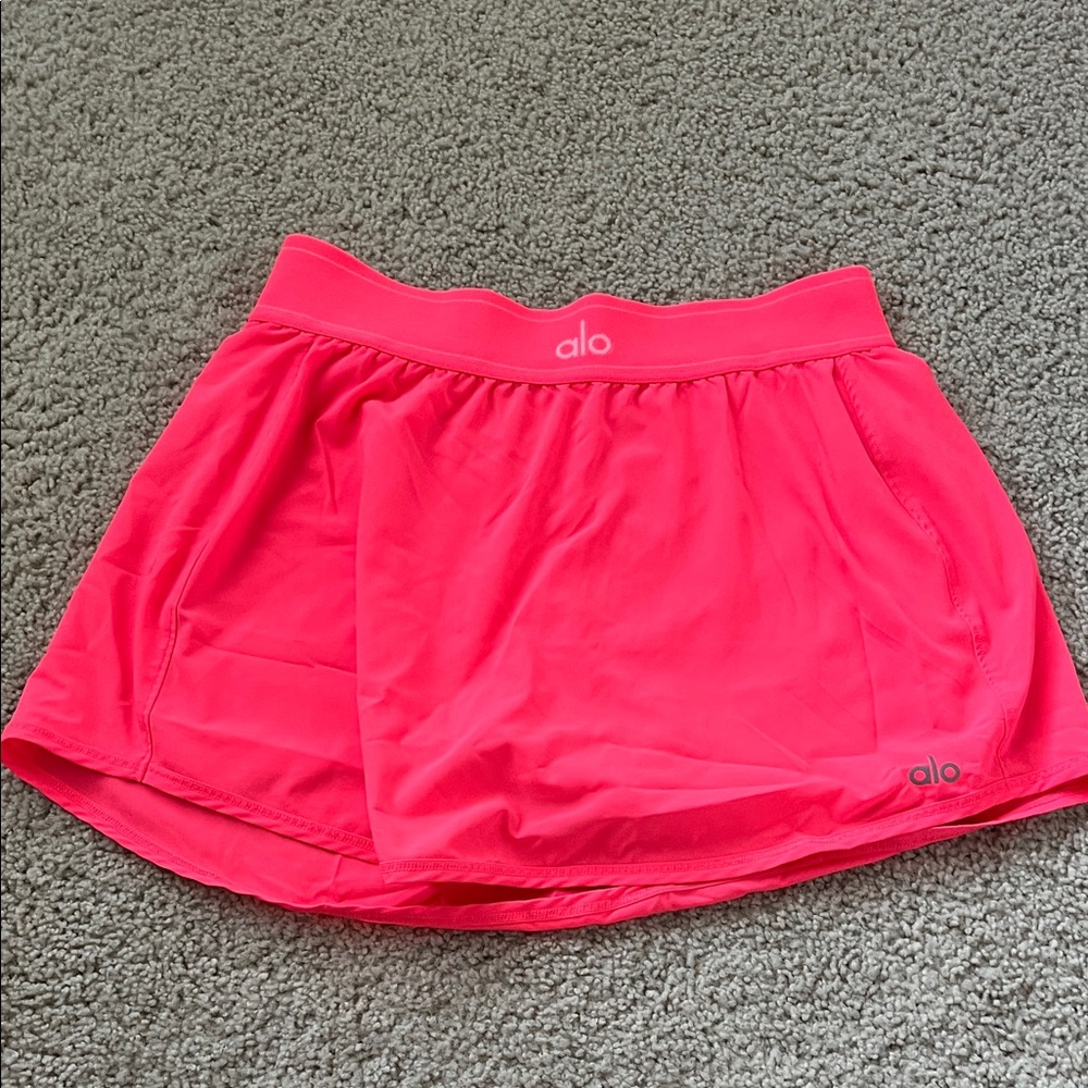 Alo yoga patch point tennis skirt neon pink